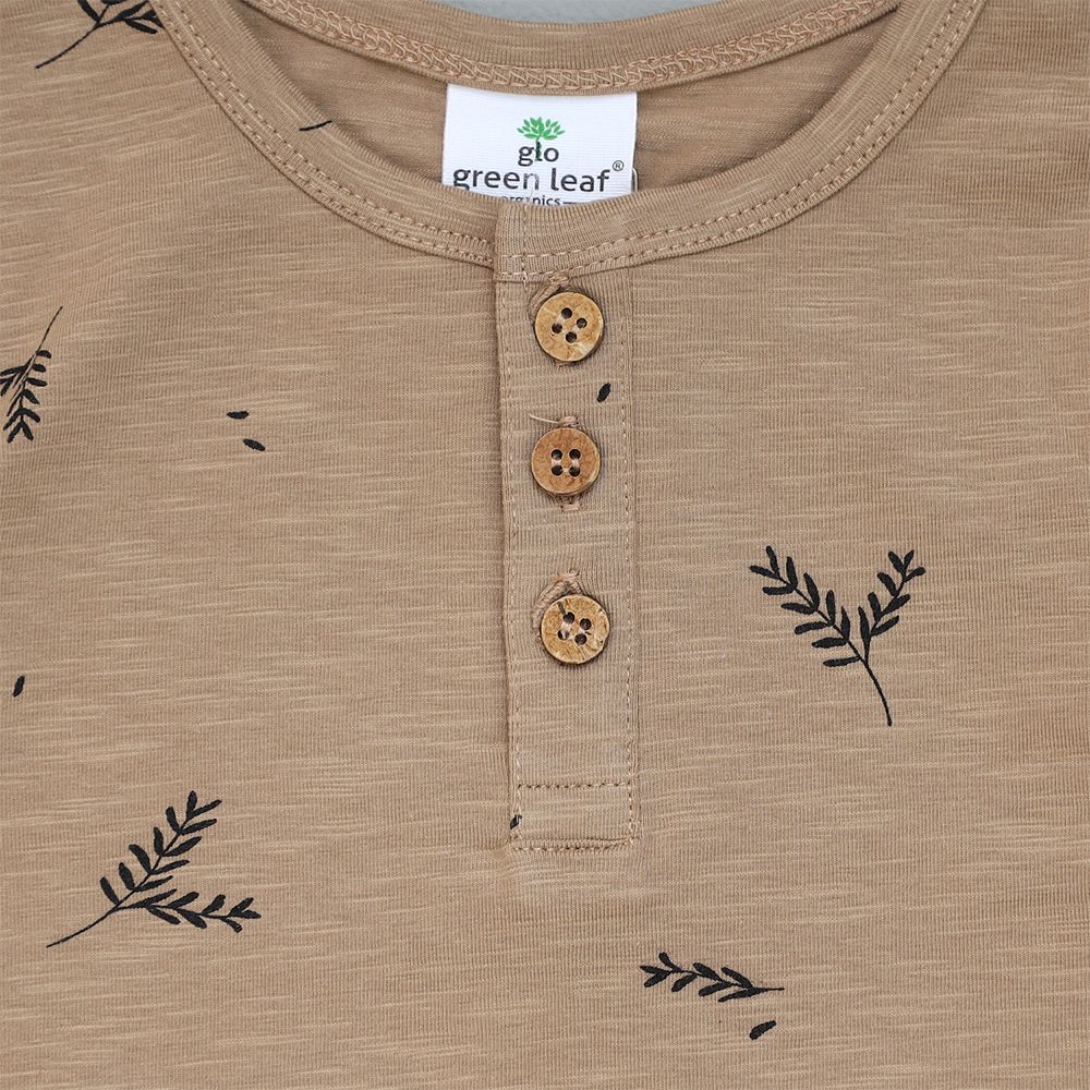 BROWN BASE AOP FRONT OPEN T-SHIRT