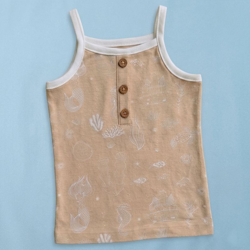 HALF WHITE BASE BROWN LEAF,MERMAID,MITTONS AOPGIRLS VEST
